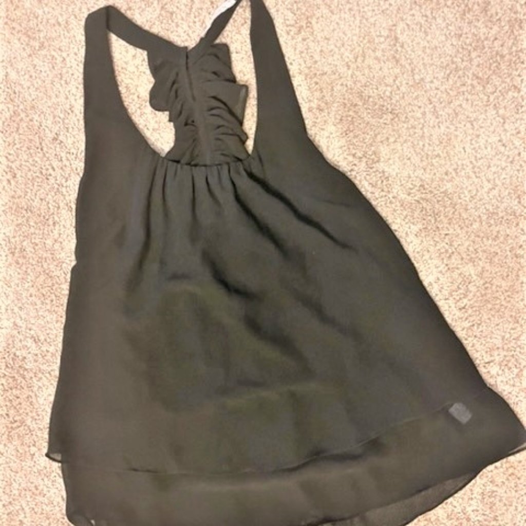 Ruffle Down The Back